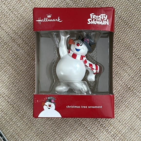 Hallmark Frosty the Snowman Skating Christmas Ornament Sealed in box - Picture 1 of 9